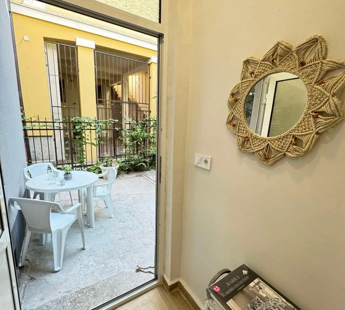 Apartment Compass- Super Center Burgas Bulgaria